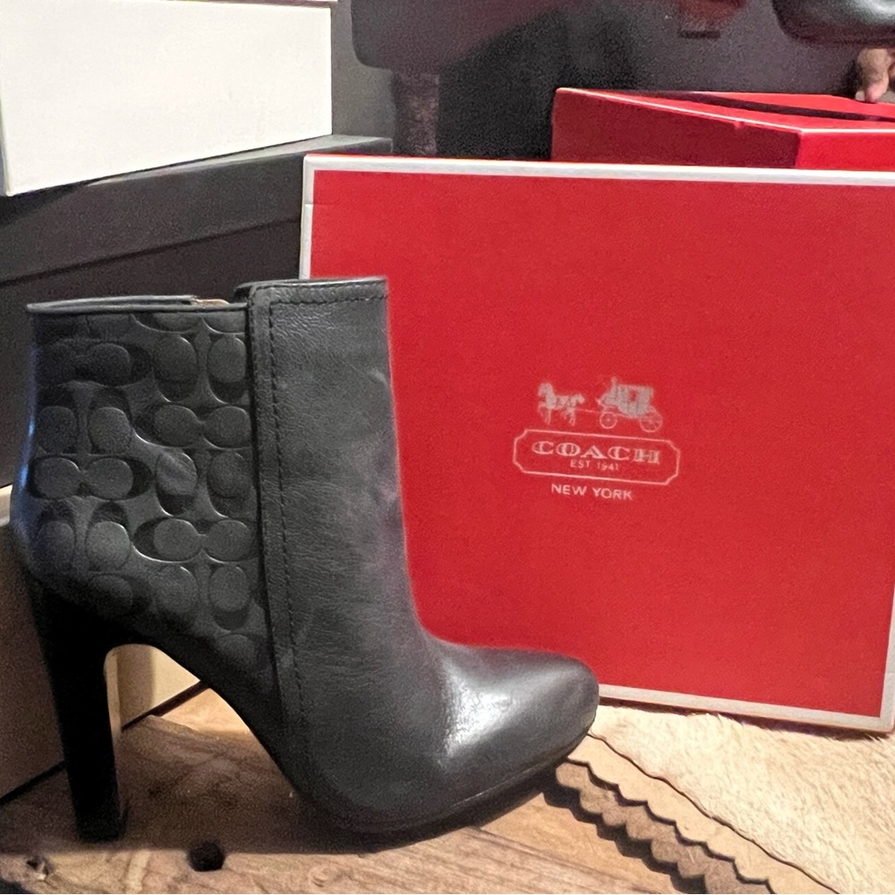 Brand New Coach Booties!! Sz 8!